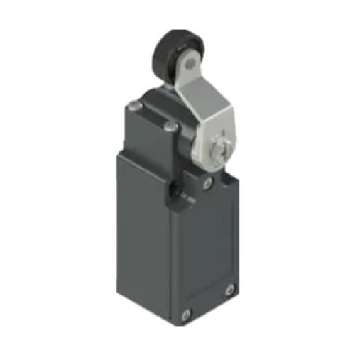 PF33780400: Standard Roller Iron Lever Switch With 2NO + 2NC Contacts